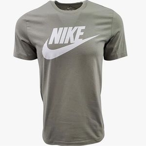 COPY - Nike T-shirt (L)​